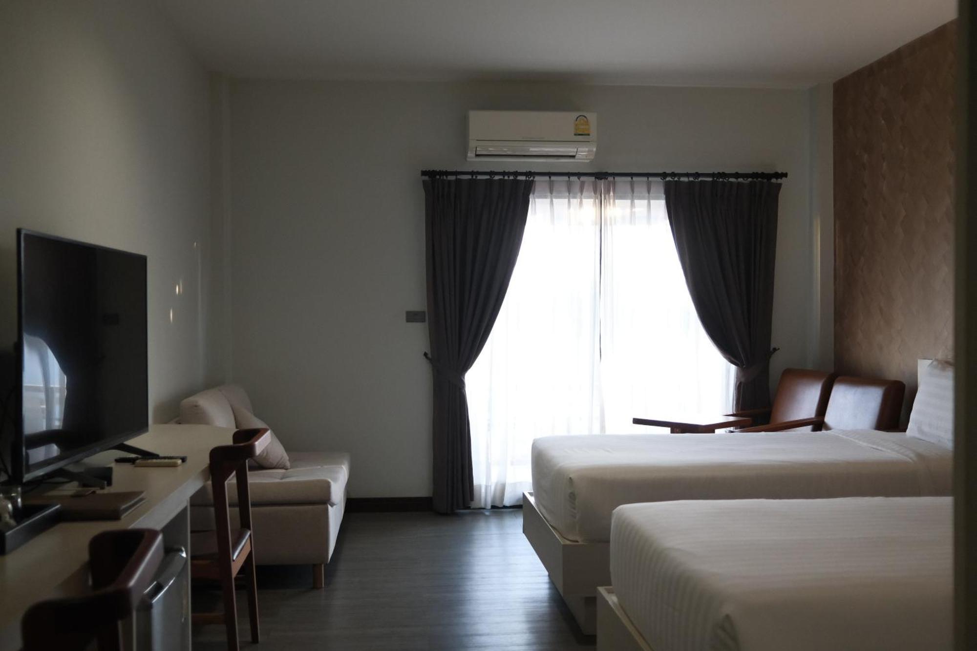 Socool Grand Hotel Nang Rong Luaran gambar